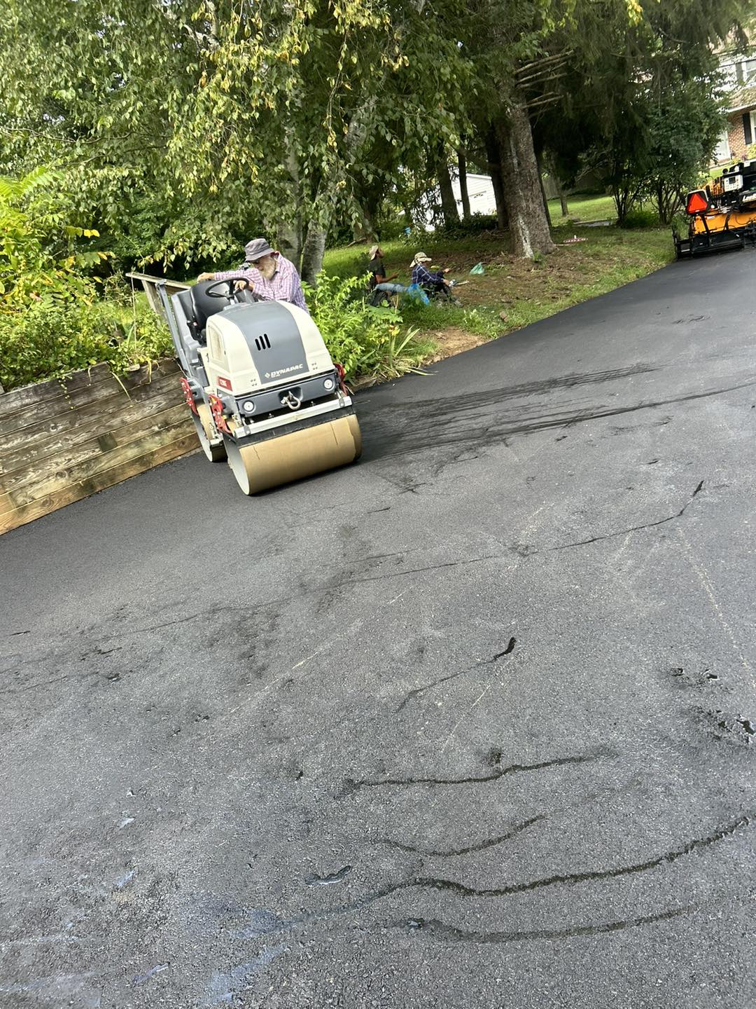 434652316_427580023199176_4146876732527999257_n S&S Paving LLC